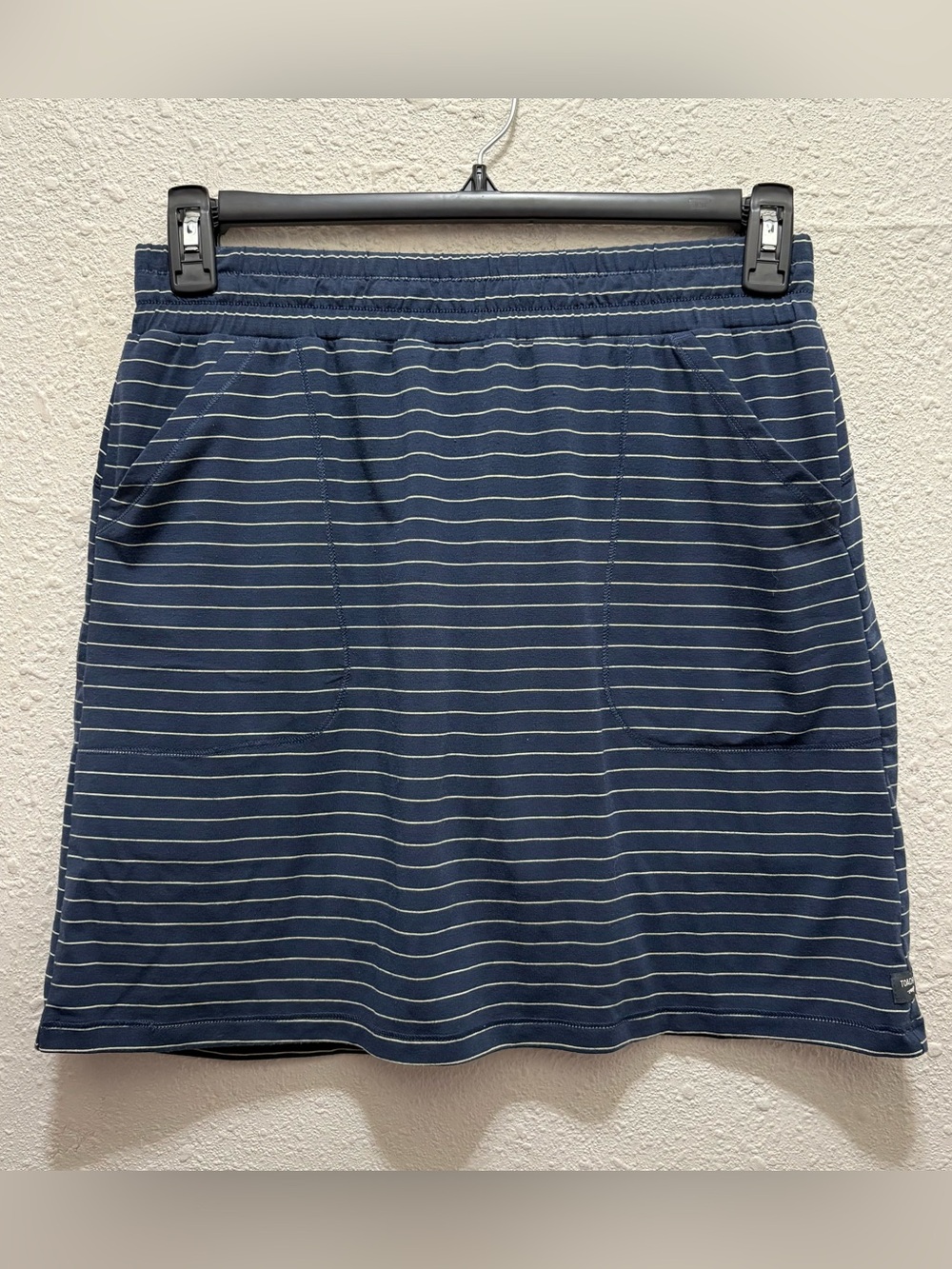 Toad&Co Navy Stripe Skort Size M